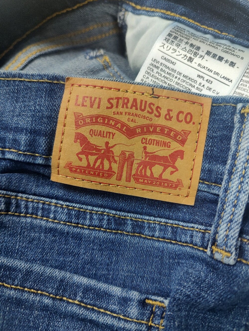 Levi's 505 Straight Leg Size 32 Jeans - Picture 3 of 5